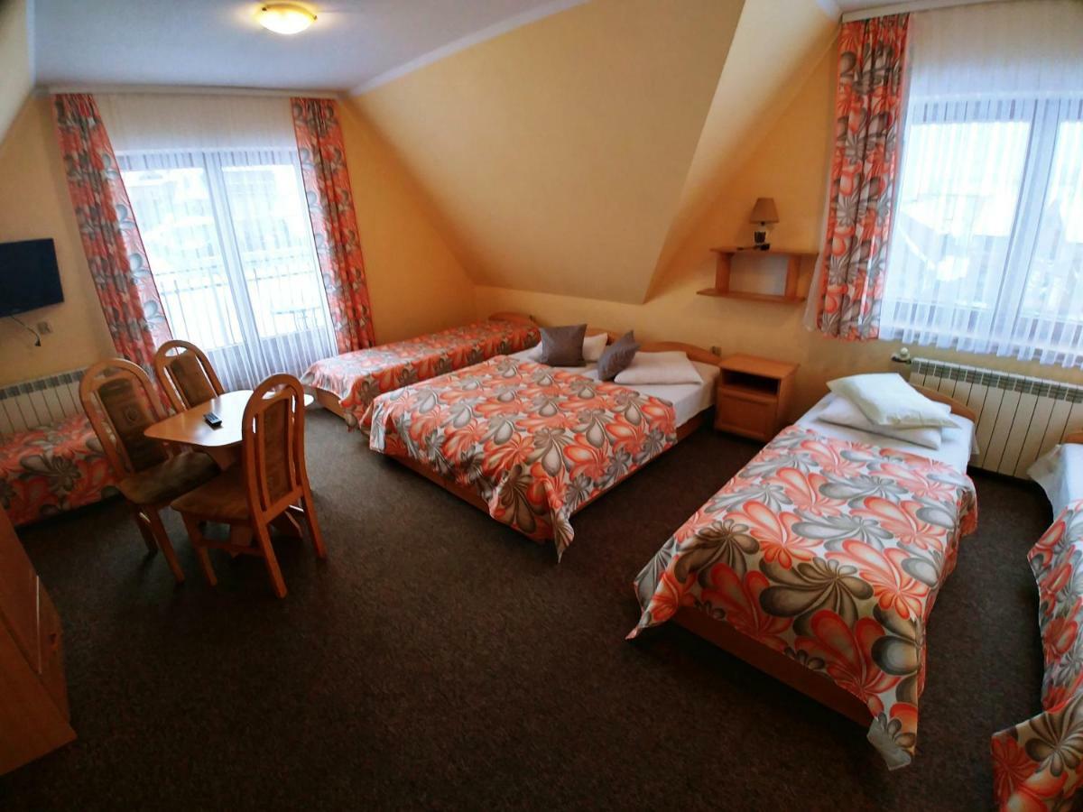 U Hani W Poblizu Goracy Potok I Termy Szaflary Esterno foto